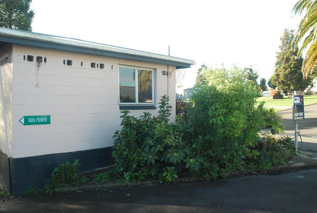 Avondale Motor Park Auckland Exterior photo