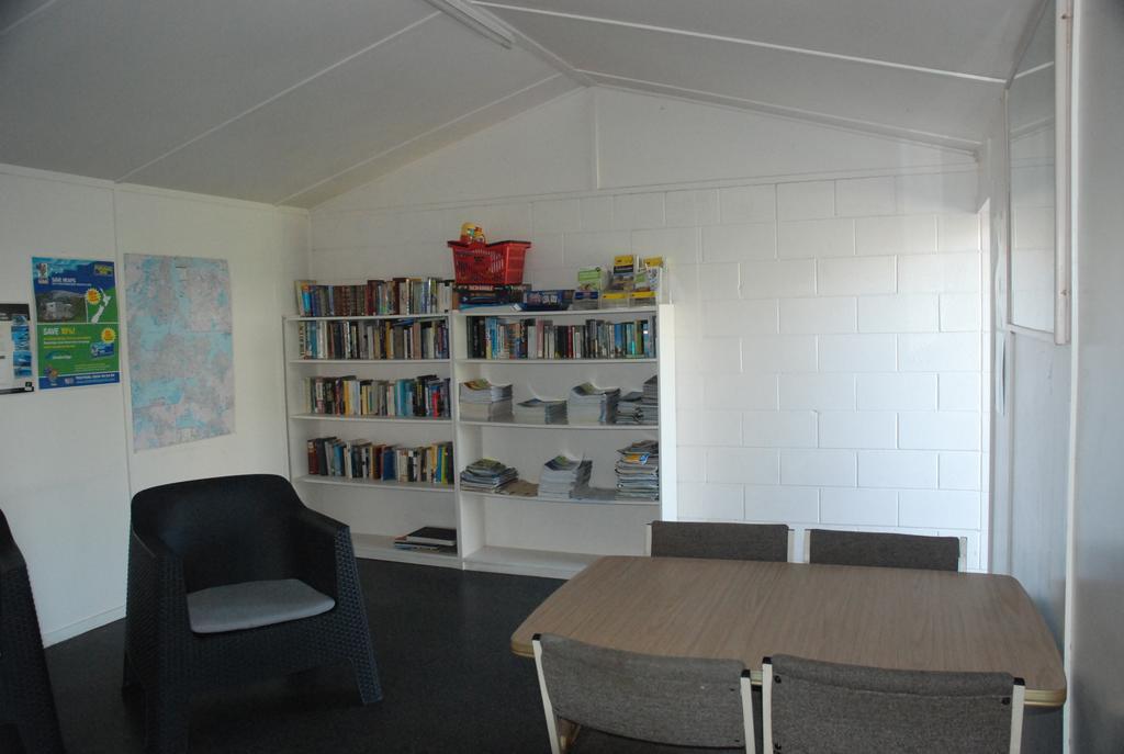 Avondale Motor Park Auckland Exterior photo